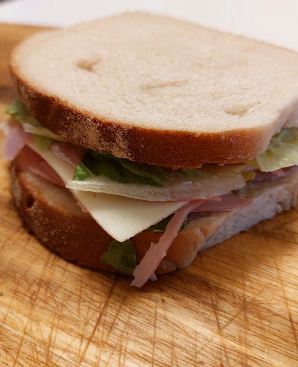 Toast - Ham, cheese and salad