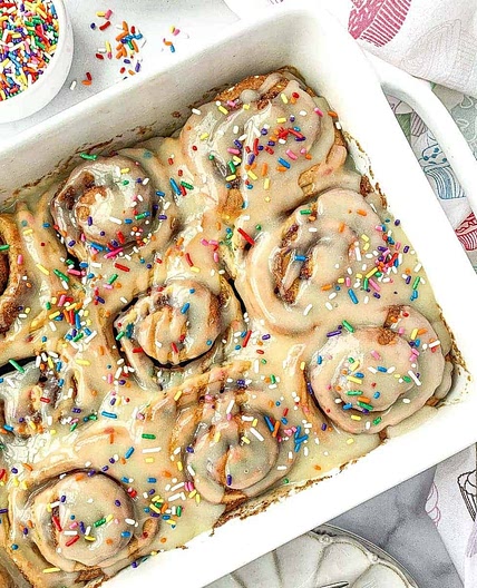 Funfetti Cinnamon Rolls