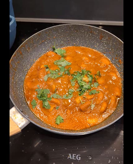 Balti sauce for chicken or prawns