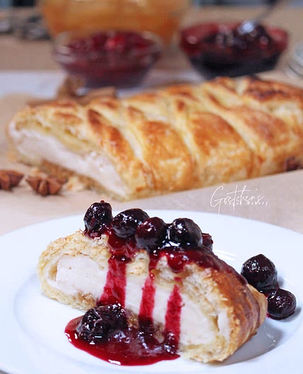 Oma’s cheese streudel