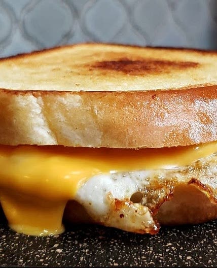Nikki egg sandwich