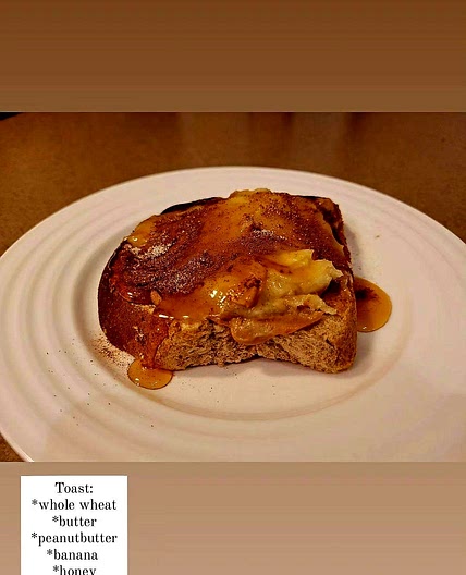 Cinnamon Toast w/Banana & Peanutbutter