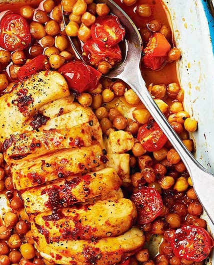 Hasselback halloumi bake