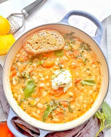 15-Minute Creamy White Beans with Lemon &amp; Garlic