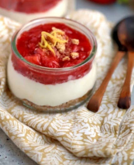 Cottage cheese parfait