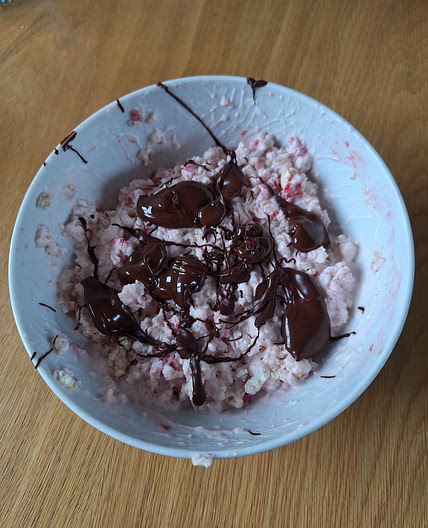 Raspberry yogurt fluffy bowl 🍓