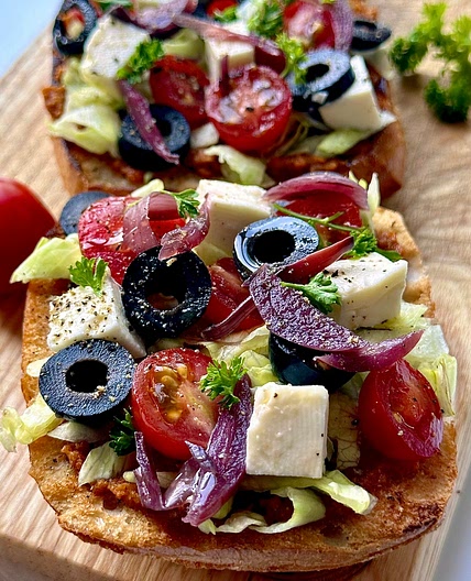 Greek Style Salad Sandwich 