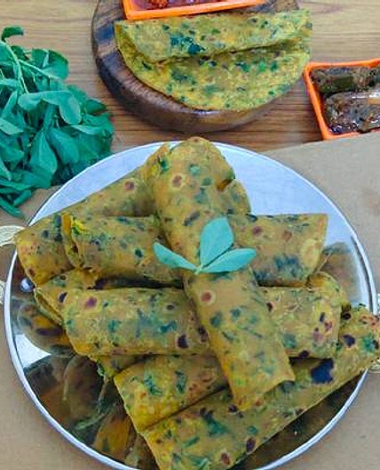गुजराती थेपला (gujarati thepla recipe in Hindi)