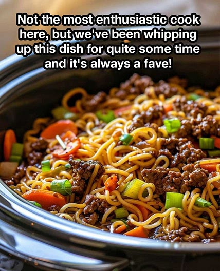 Slow Cooker Mongolian Ground Beef Chow Mein