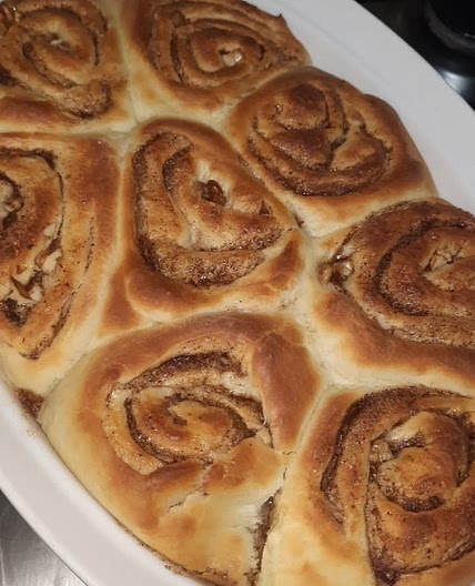 Cinnamon rolls