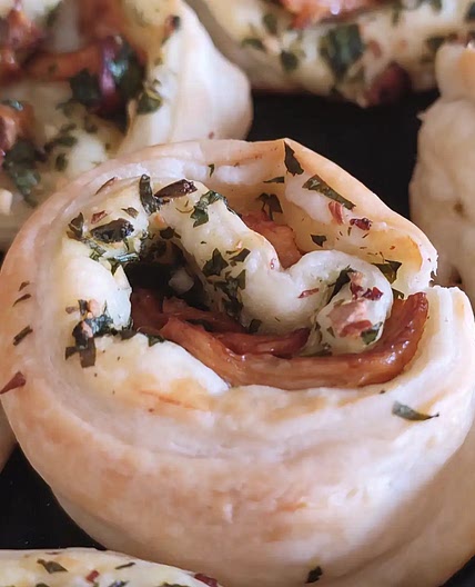 Quick Chanterelle Mushroom Pinwheels