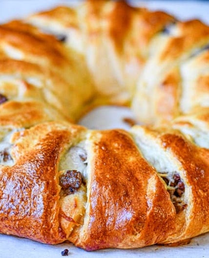 How to Make a Deer Sausage & Cheese Crescent Roll Ring