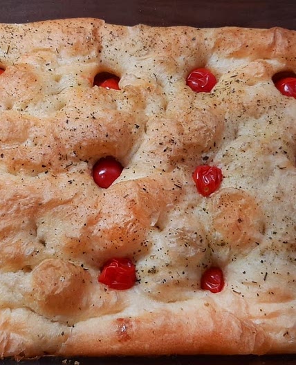 🍅 No Knead Tomato Focaccia