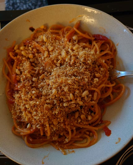 Kimchi and tomato spaghetti with sesame breadcrumbs