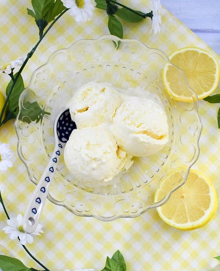 Easy Lemon Ice Cream (no churn)