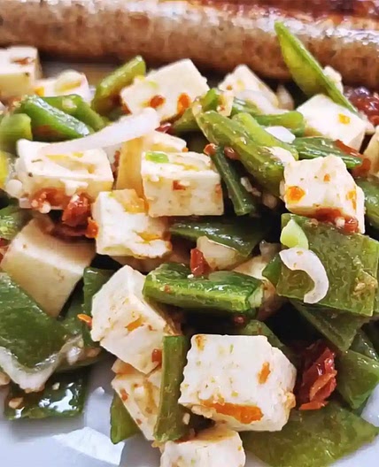 Mediterrean Green Bean Feta Tomato Salad