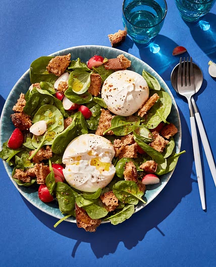 Spinatsalat mit Burrata