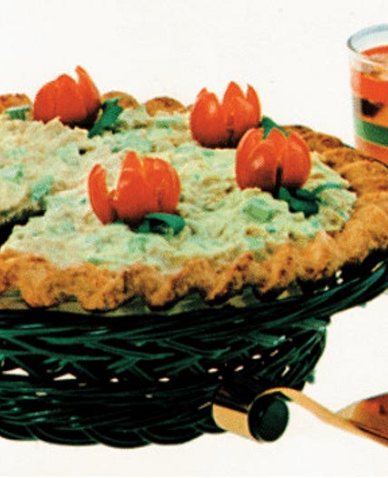 Insane Vintage Recipes: Summer Salad Pie (aka Tuna Jell-o Pie)