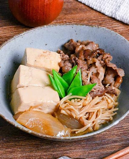 Niku Dofu (Japanese Simmered Beef and Tofu)