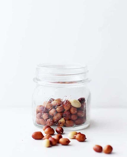 Garlic Roasted Peanuts