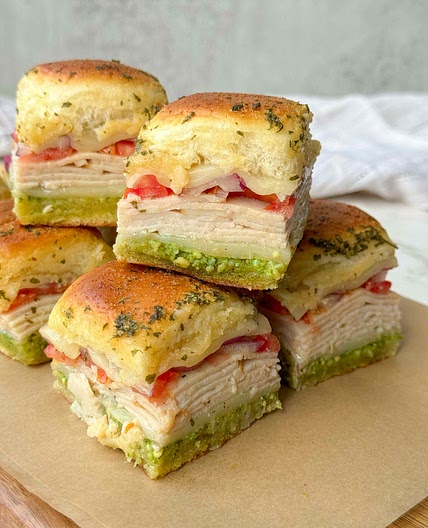 Pull-Apart Pesto Turkey Sliders 