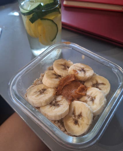 Banana & peanut butter overnights oats