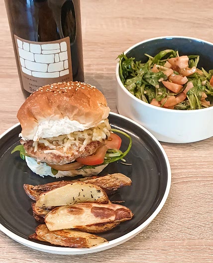 Burger au fromage et chutney d'oignon