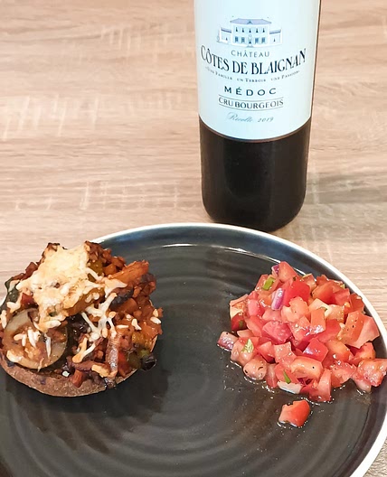 Pains gratinés à la viande hachée