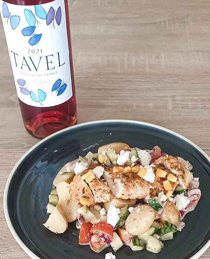 Salade tiède de pommes de terre et de filet de poulet méditerranéen