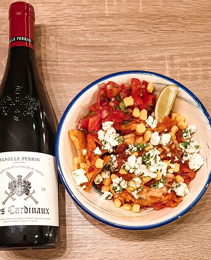 Nachos relevés à la viande hachée et au cheddar