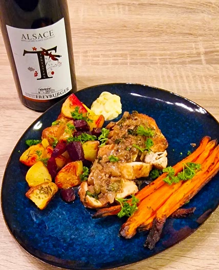 Poulet piccata grenailles, betterave et carotte rôties