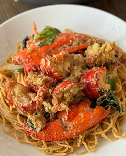 Ginger Scallion Lobster with Garlic Noodles 