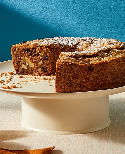 Best Apple Cake With Raisins & Walnuts