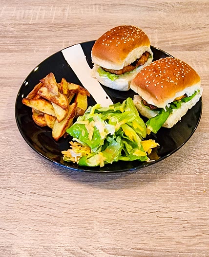 Mini-burgers de poulet en sauce teriyaki