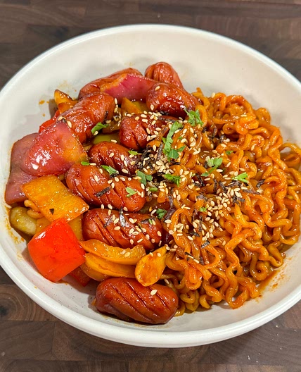 Buldak Noodles with Sausage and Vegetable ✨
