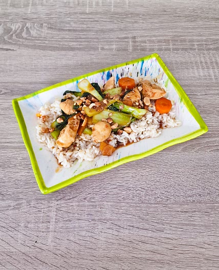 Filets de poitrine de poulet en sauce sucrée