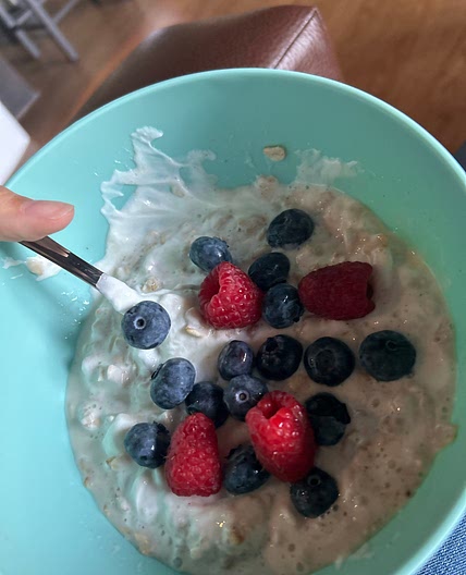 Overnight oats and Greek Yogurt bowl