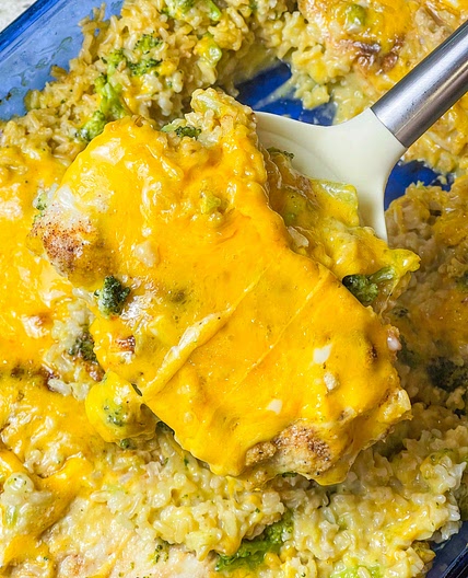 Cheesy Chicken Broccoli Casserole 