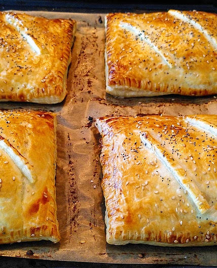 Feuilleté à la viande haché