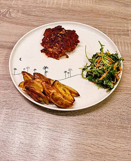 Poulet alla parmigiana frites et salade