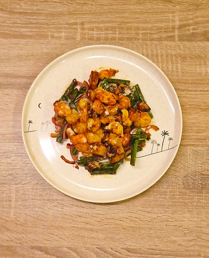 Filet de dinde à la harissa et chou-fleur rôti