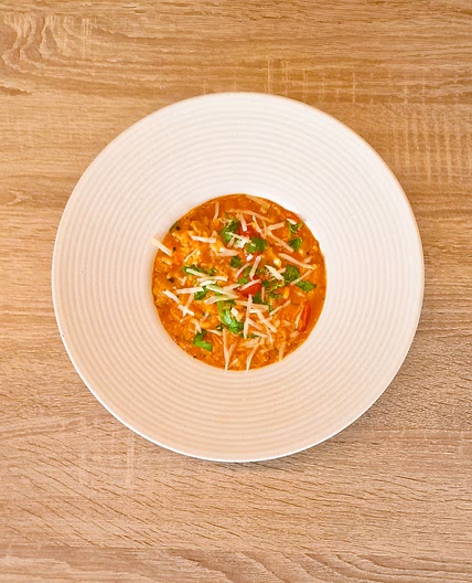 Risotto à la tomate et saucisses de poulet