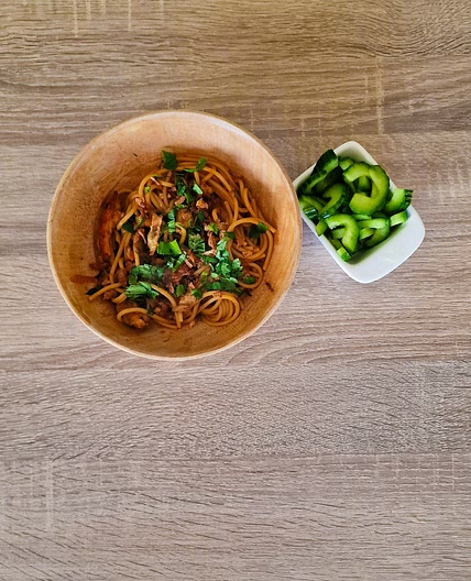 Bami aux émincés de poulet à la surinamienne