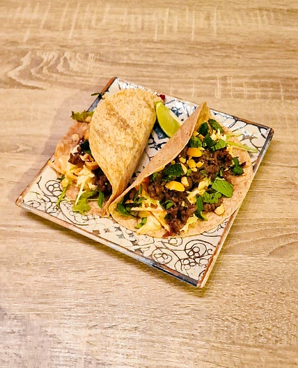 Tortillas à la viande hachée dans une marinade gingembre-lime