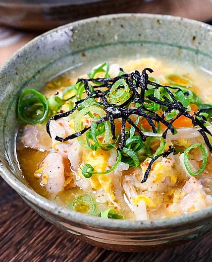 Chicken Zosui Recipe (Japanese Rice Soup)