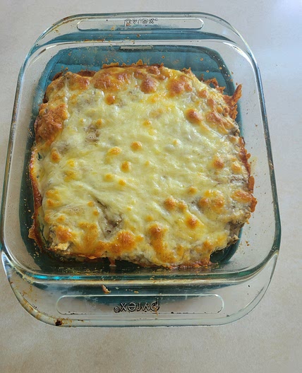 Hamburger & tortilla bake