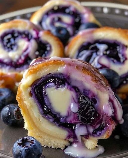 Blueberry Cheesecake Rolls