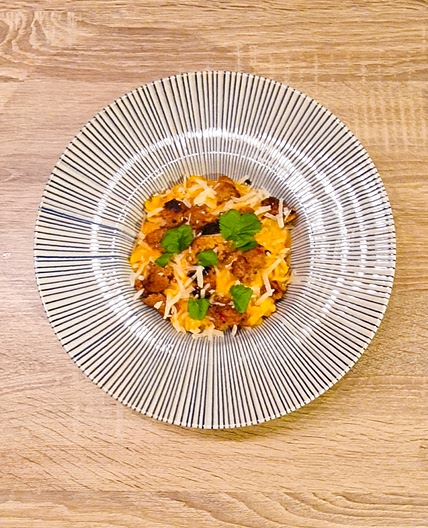 Pâtes sauces carottes saucisse pimentée
