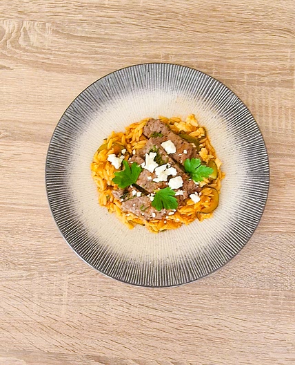 Rumsteck et pâtes grecques aux courgettes