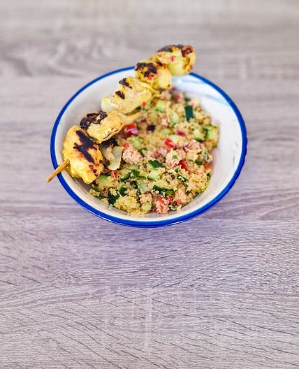 Taboulé et brochettes de poulet